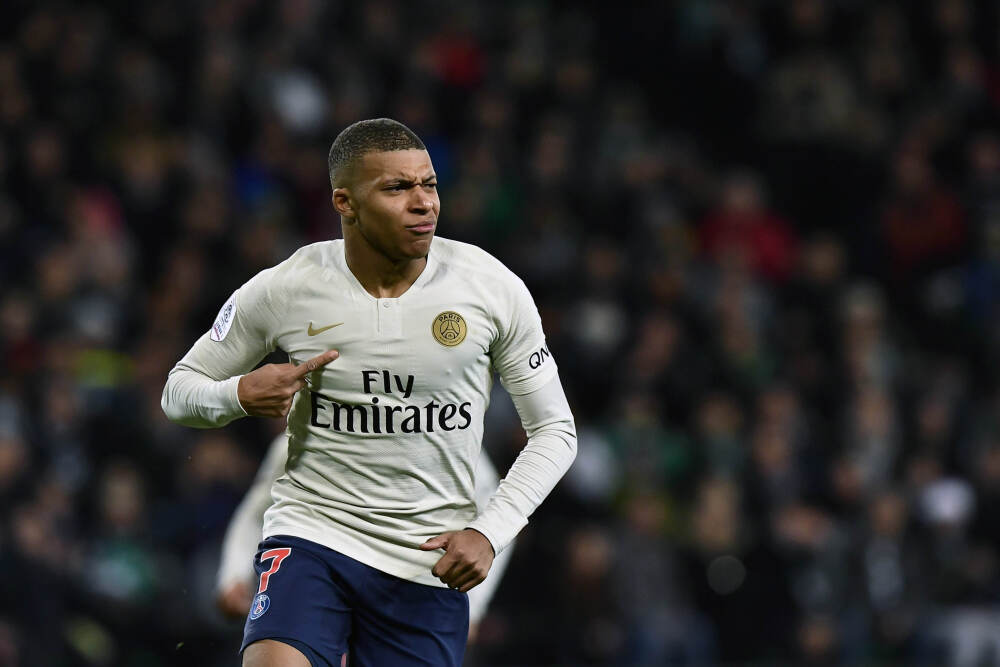 和讯投顾郑镇华：八连阳，下周多空有大动作！